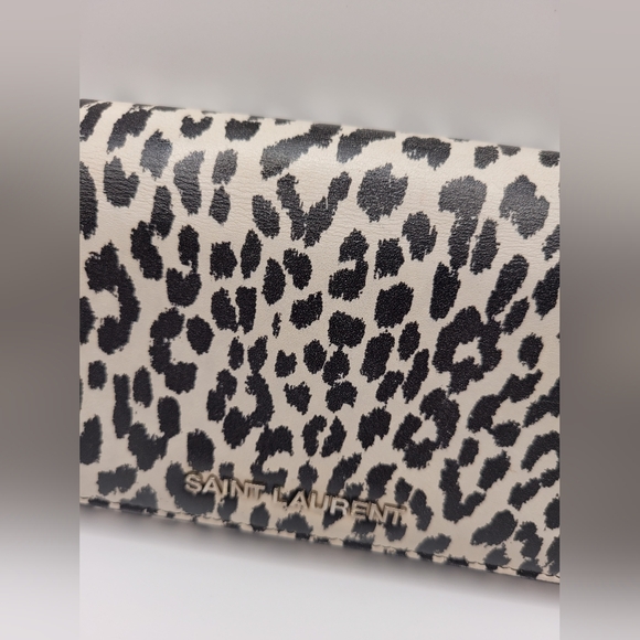 Yves Saint Laurent Leopard Print Calfskin Bifold Wallet Clutch YSL - Picture 2 of 11